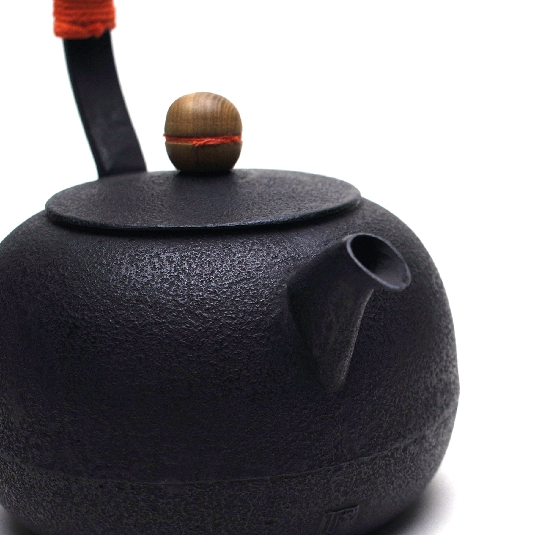 南部鉄瓶｜珈琲ドリップポットA – 有限会社薫山工房