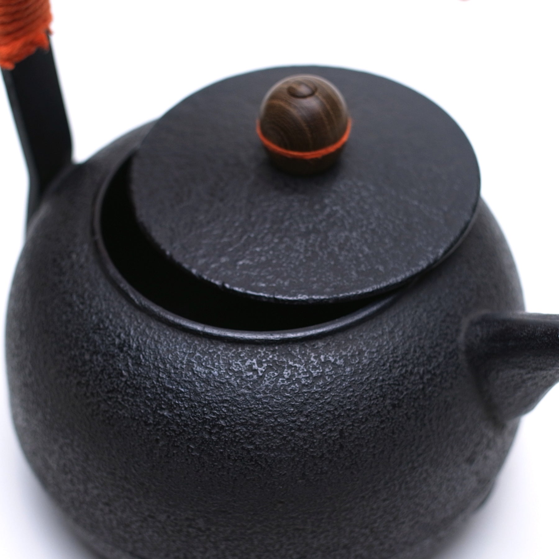 南部鉄瓶｜珈琲ドリップポットC – 有限会社薫山工房