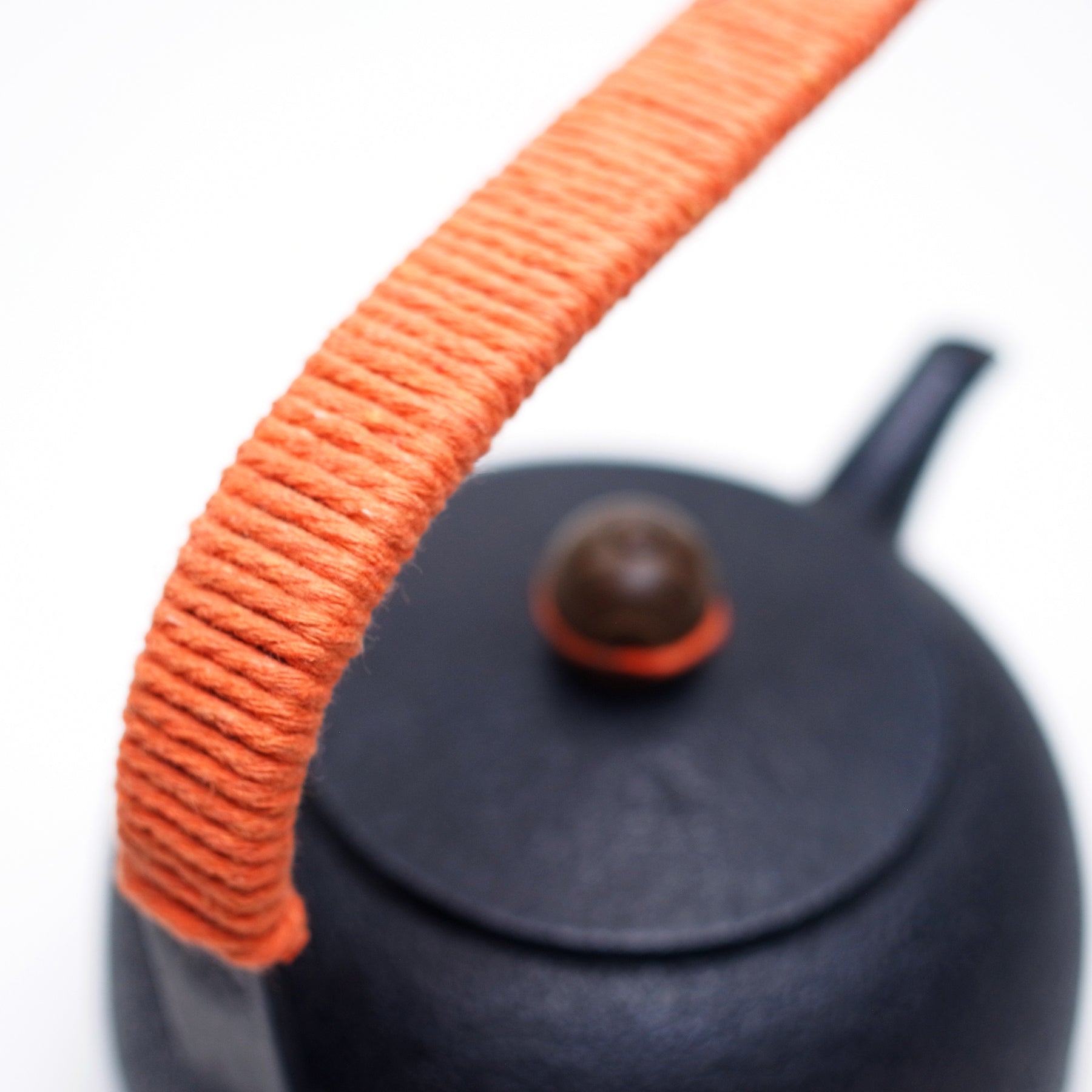 南部鉄瓶｜珈琲ドリップポットC 肌 1.0L – 有限会社薫山工房