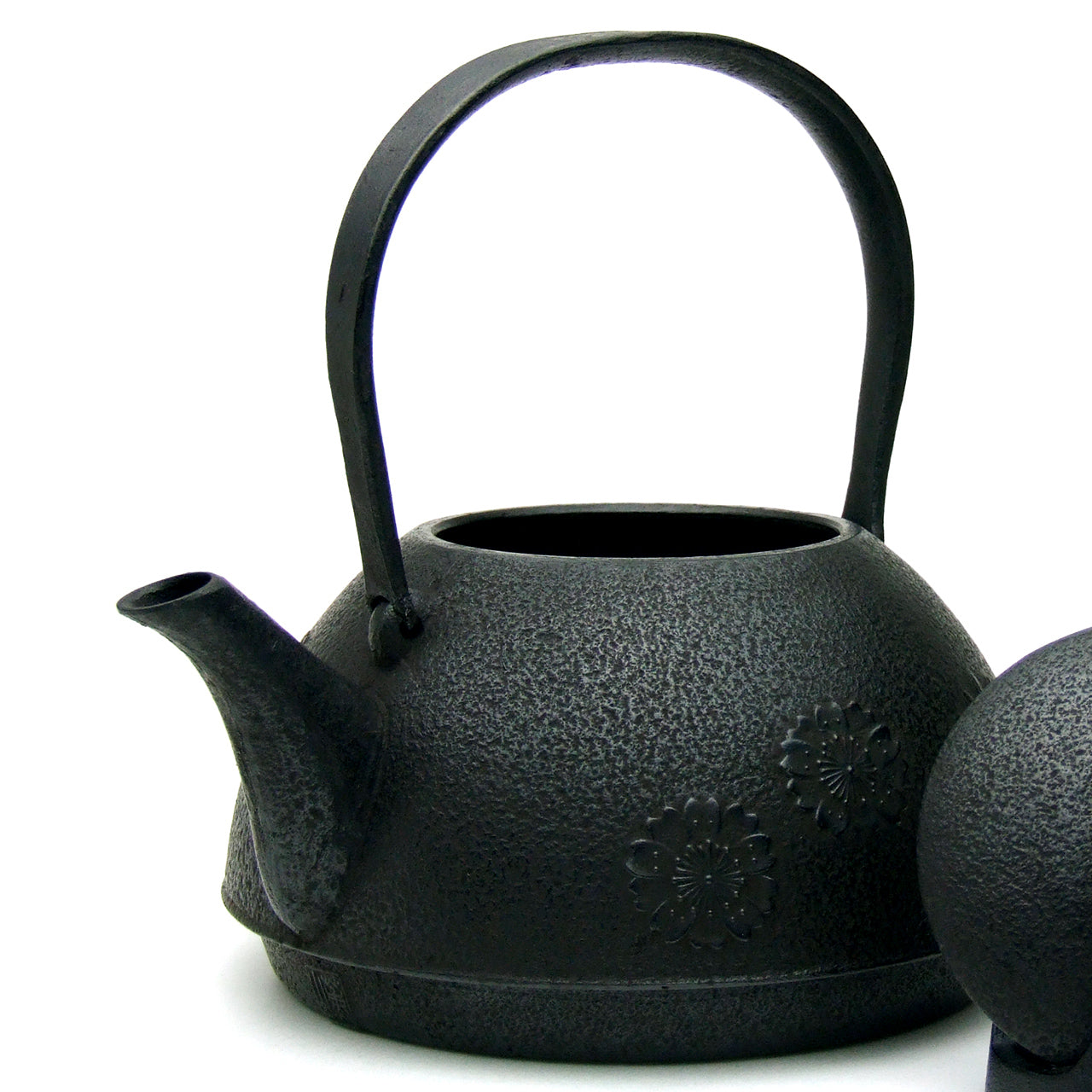 南部鉄瓶｜はるか – 有限会社薫山工房