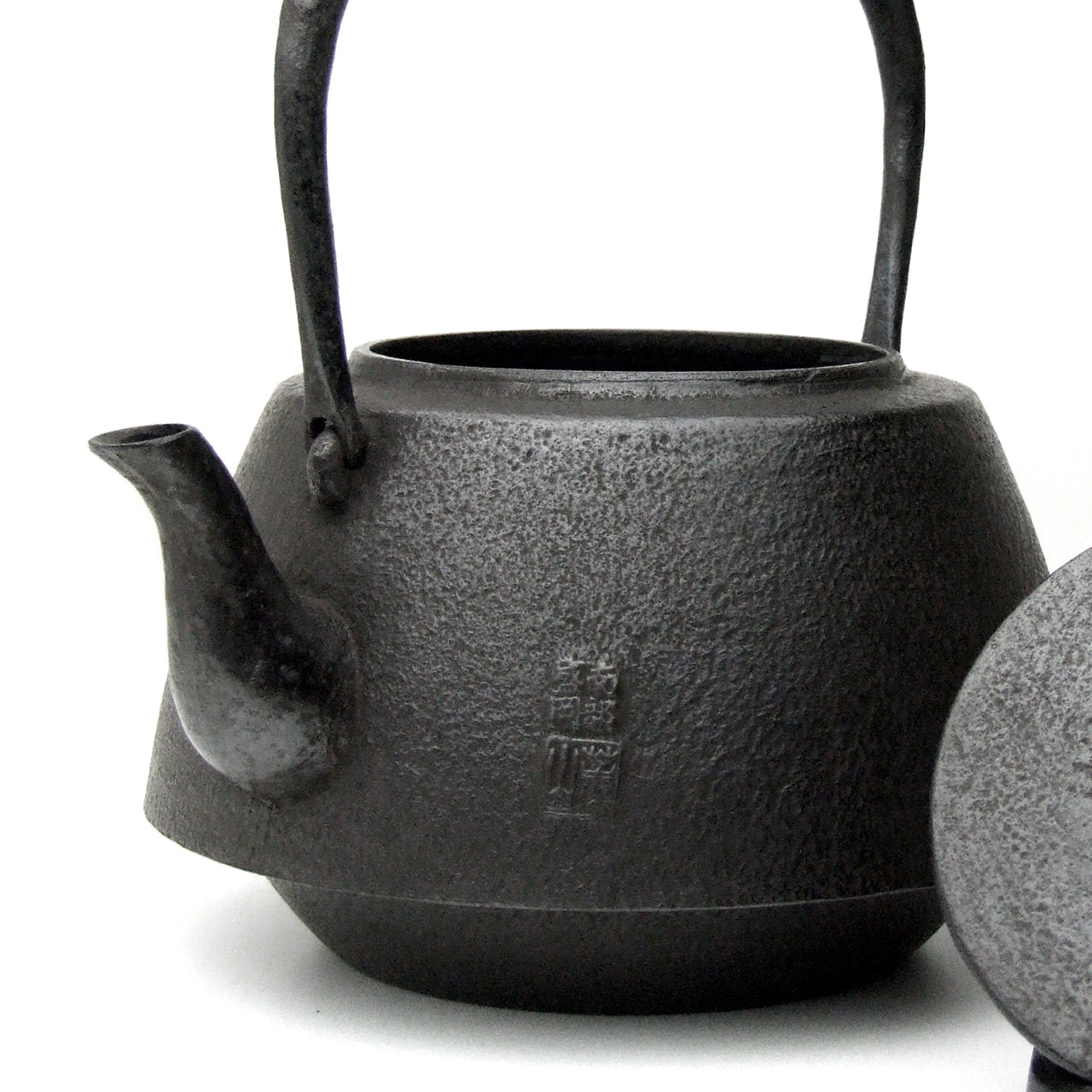 南部鉄瓶｜九重型 – 有限会社薫山工房