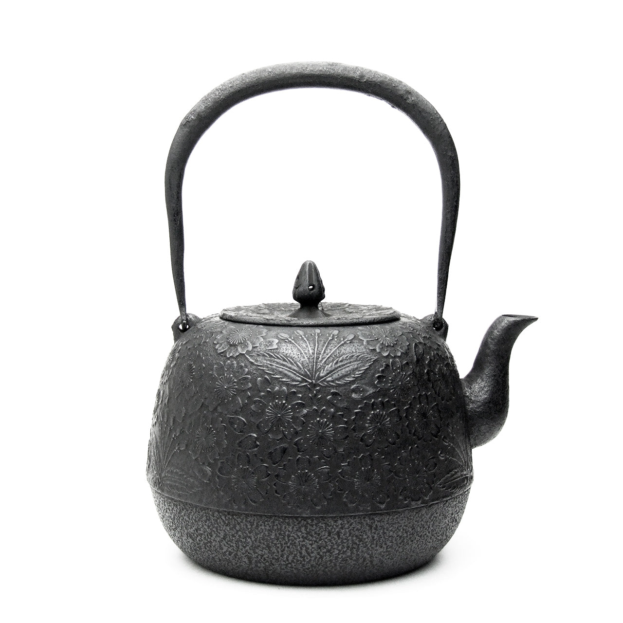 南部鉄瓶（伝統的形状） – 有限会社薫山工房