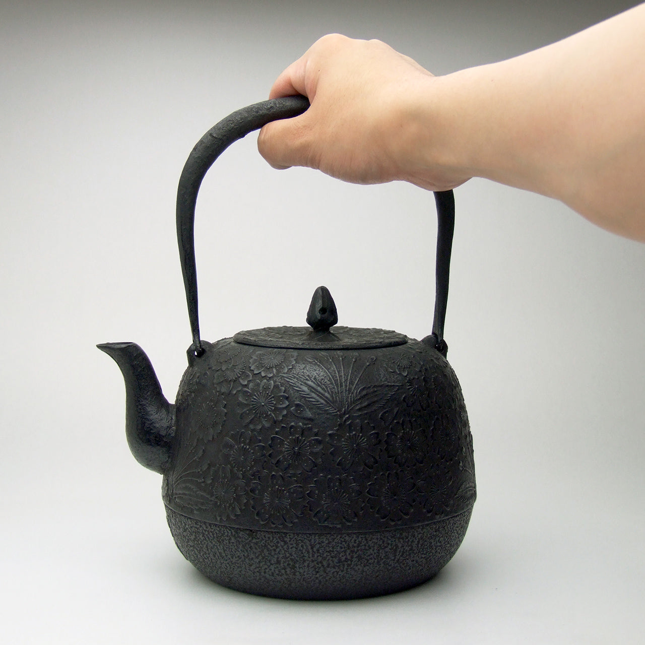 南部鉄瓶｜棗型