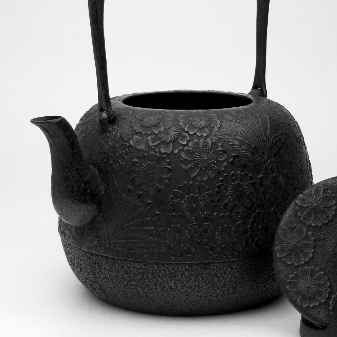 南部鉄瓶｜棗型