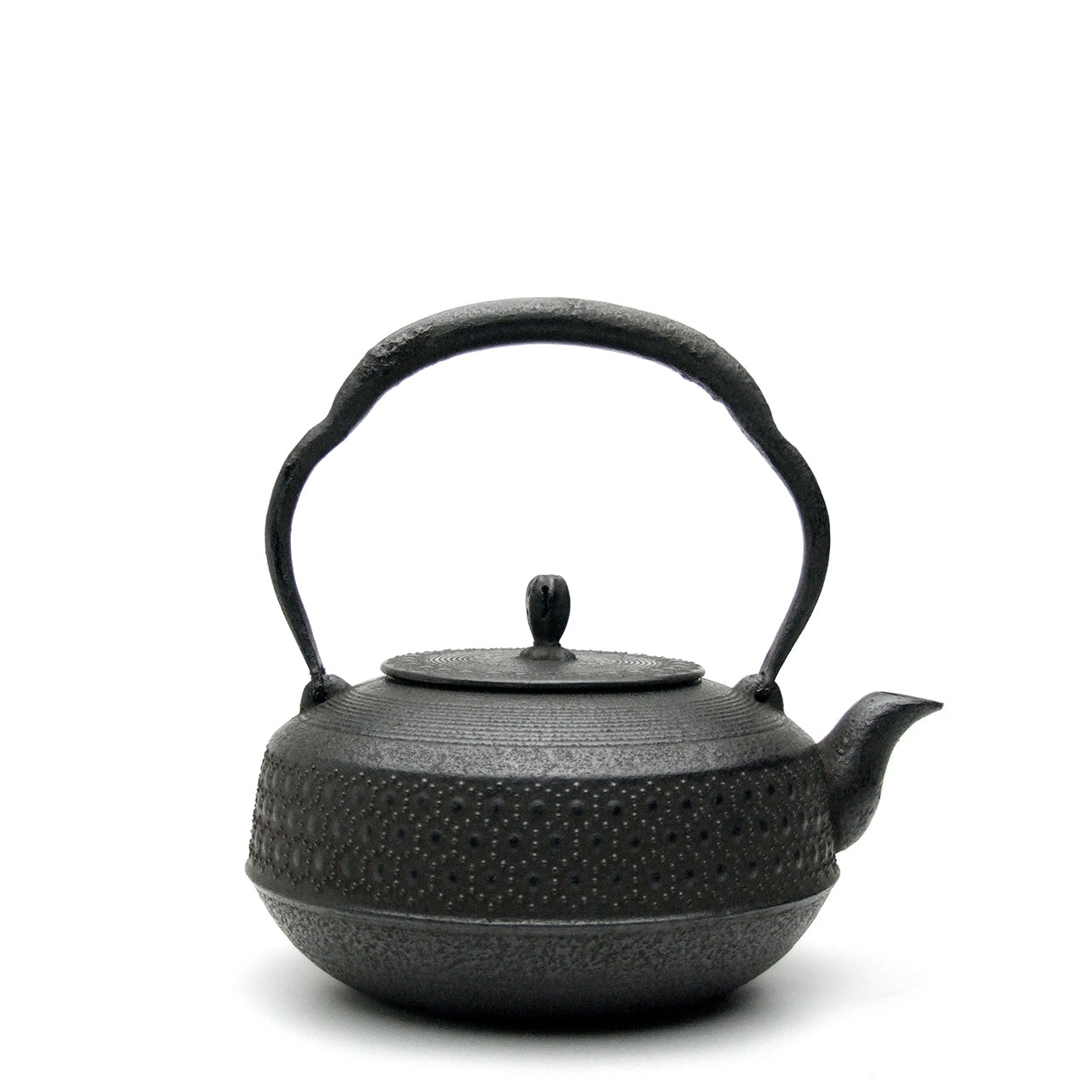 南部鉄瓶（伝統的形状） – 有限会社薫山工房