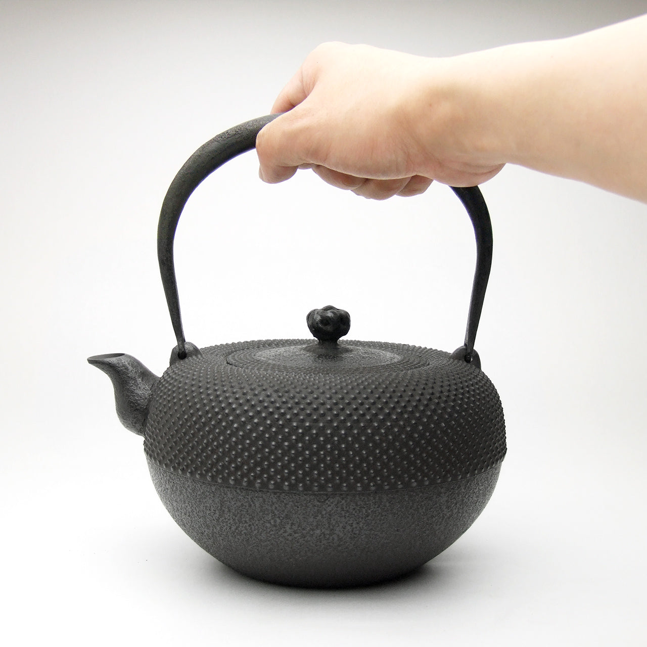 南部鉄瓶｜鉄鉢型