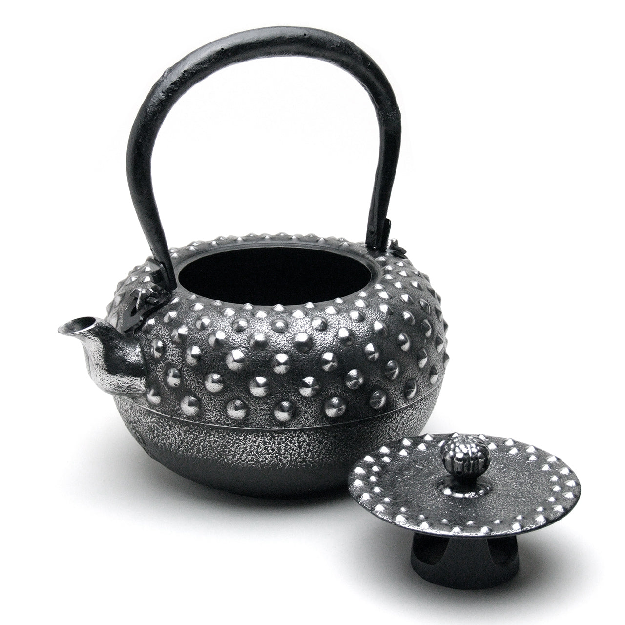 南部鉄瓶｜鉄鉢型（砂鉄）鬼霰　2.7L