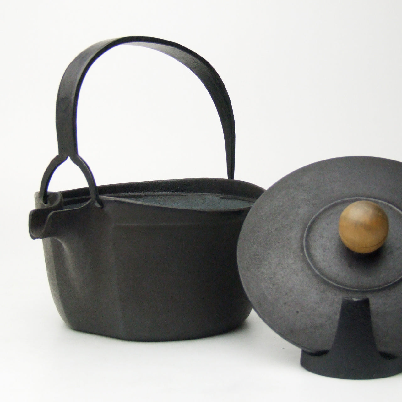 南部鉄瓶｜テツとる